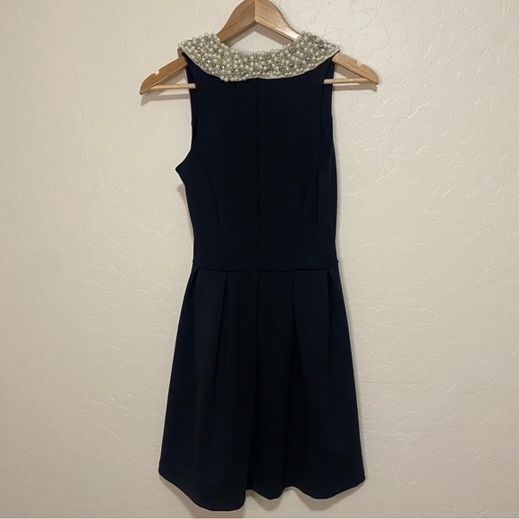 Eight Sixty black fit and flare sleeveless dress with pearl collar Size S - Picture 9 of 9